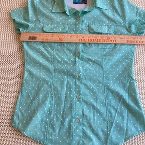 Womens Magellan short sleeved button up spring/summer Mint green polka dot sz XS